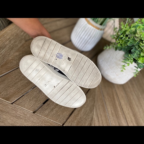 (Sold) Vince Berlin Python Slip-On Sneaker Size - Picture 12 of 12